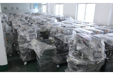 月餅機多少錢一臺？月餅包餡機價格。